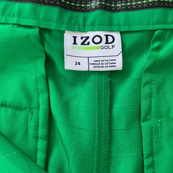 Izod Golf Plaid Flat Front Casual Shorts - Picture 5 of 11